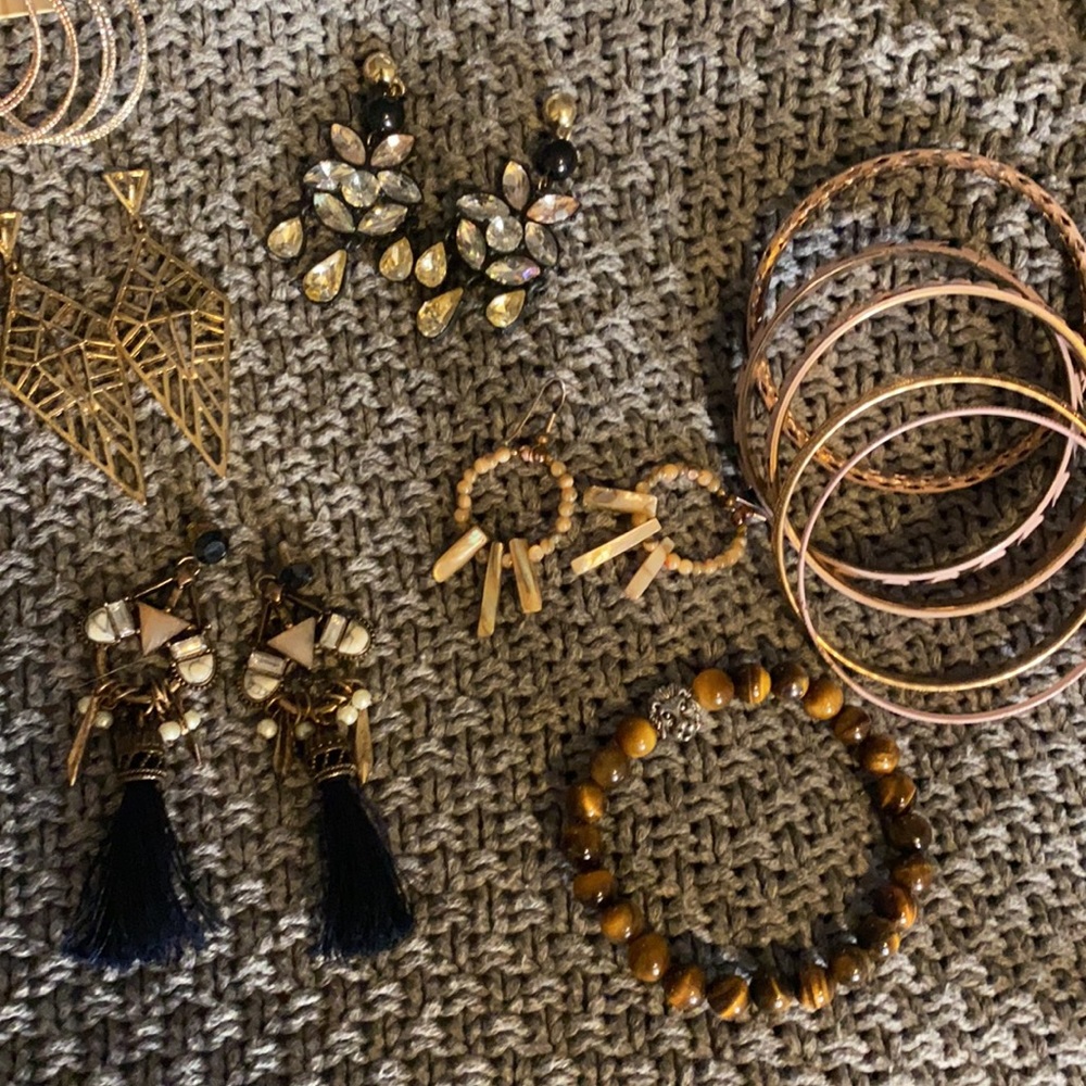 Jewelry bundle - Picture 4 of 4